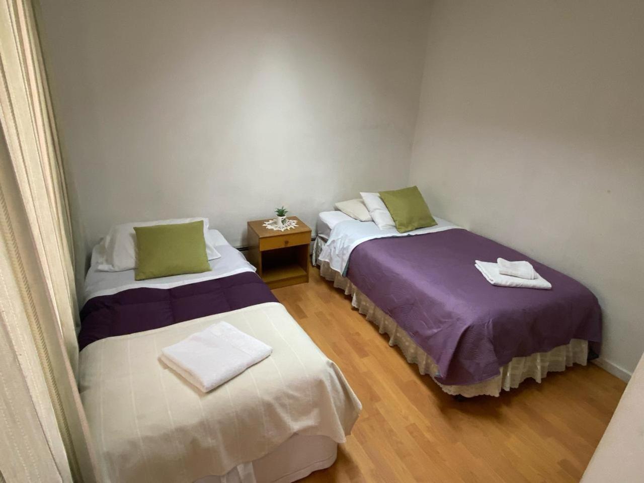 بونتا أريناس Karol Hostal المظهر الخارجي الصورة