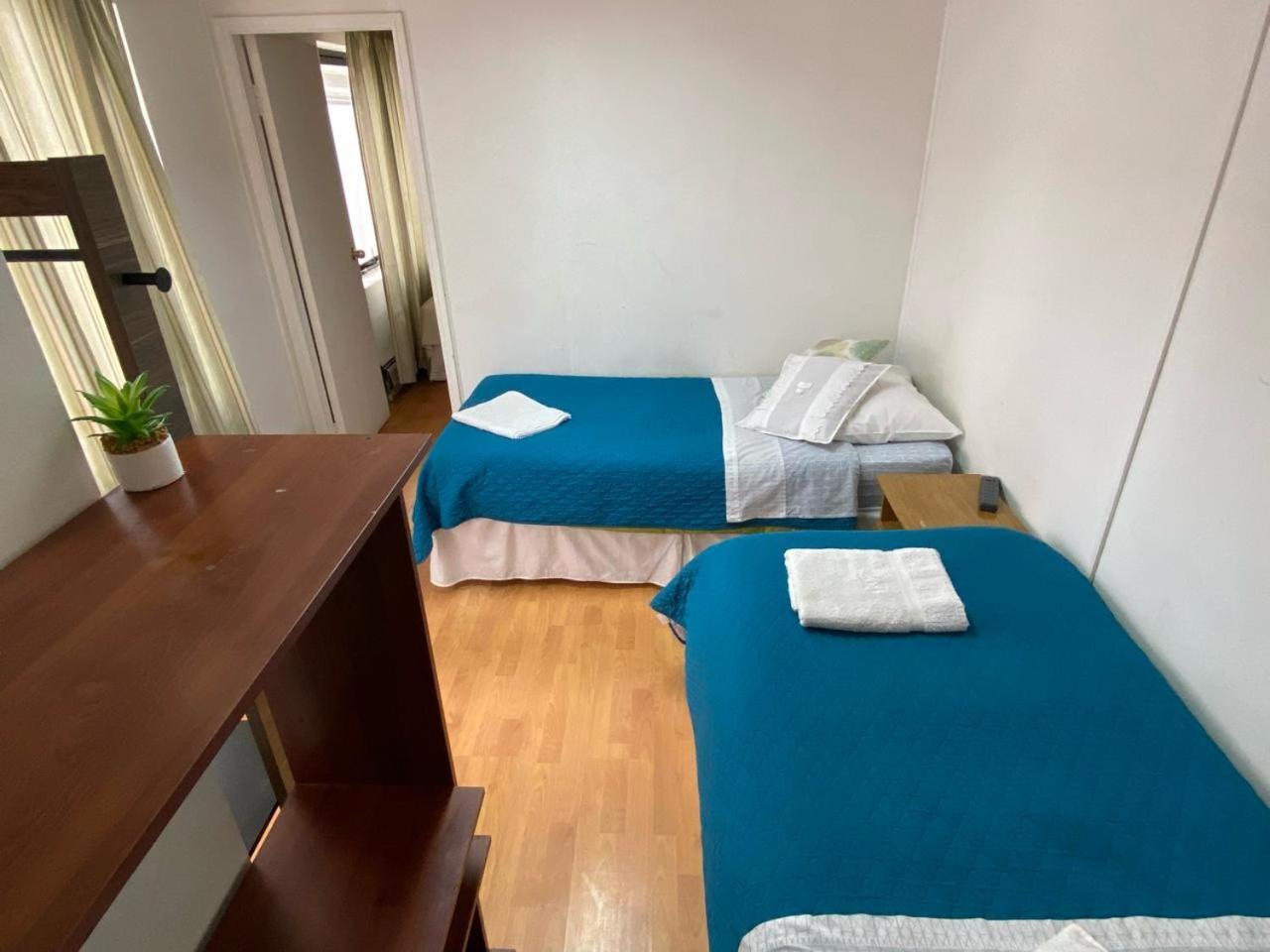بونتا أريناس Karol Hostal المظهر الخارجي الصورة