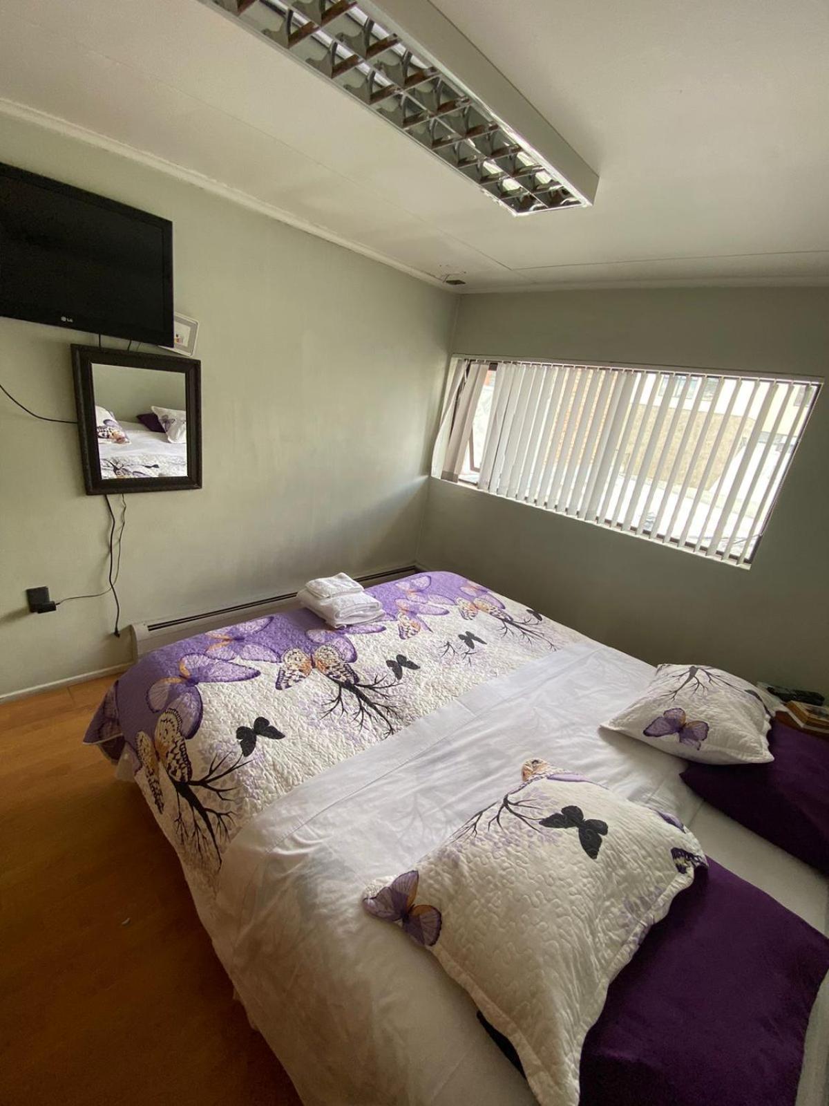 بونتا أريناس Karol Hostal المظهر الخارجي الصورة